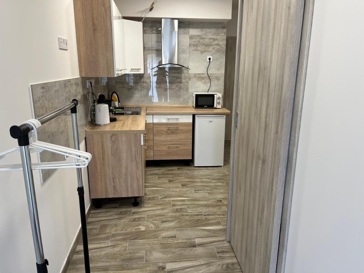 Rajczi Apartman Mohács Exteriör bild