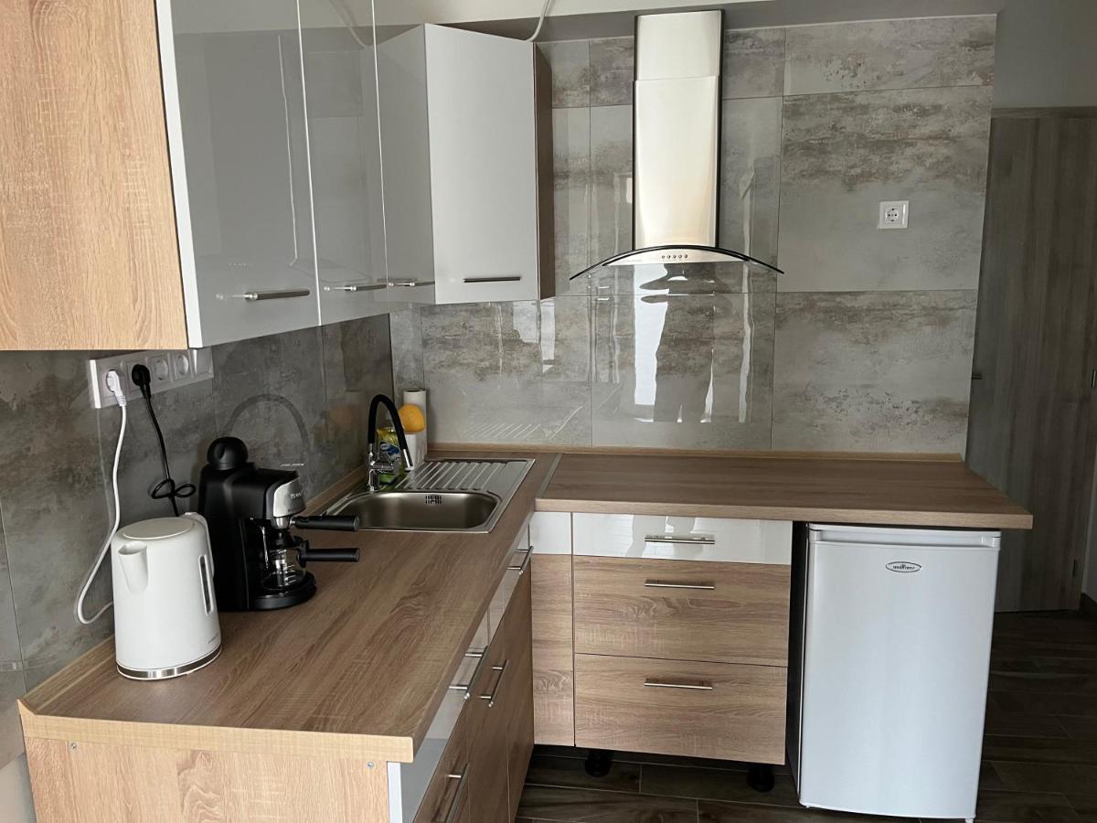 Rajczi Apartman Mohács Exteriör bild