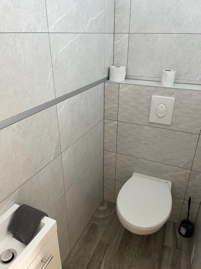 Rajczi Apartman Mohács Exteriör bild